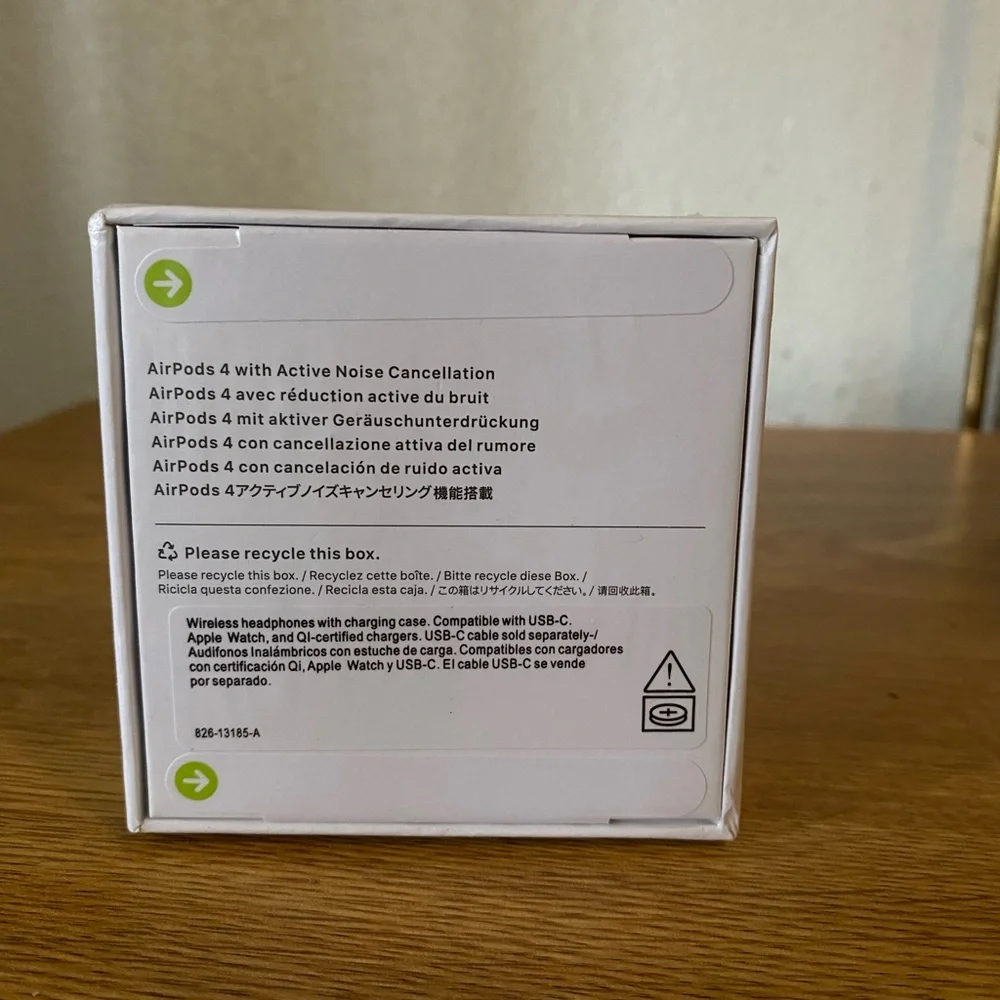 Wireless Earbuds - White
